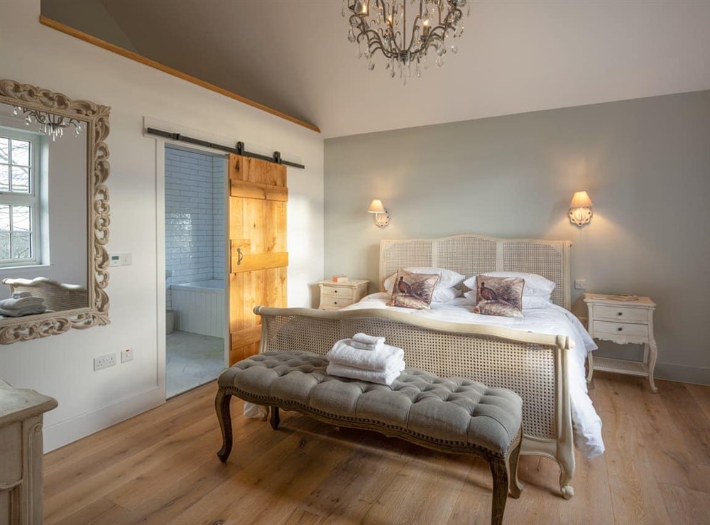 Double bedroom (photo 4) at The Old Farmhouse in Logiealmond, near Crieff, Perthshire
