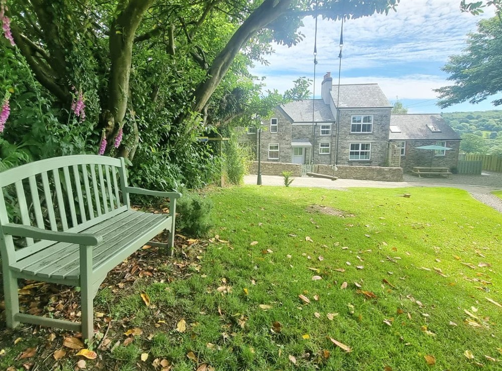 Garden and grounds at The Old Farmhouse in Wadebridge, Cornwall