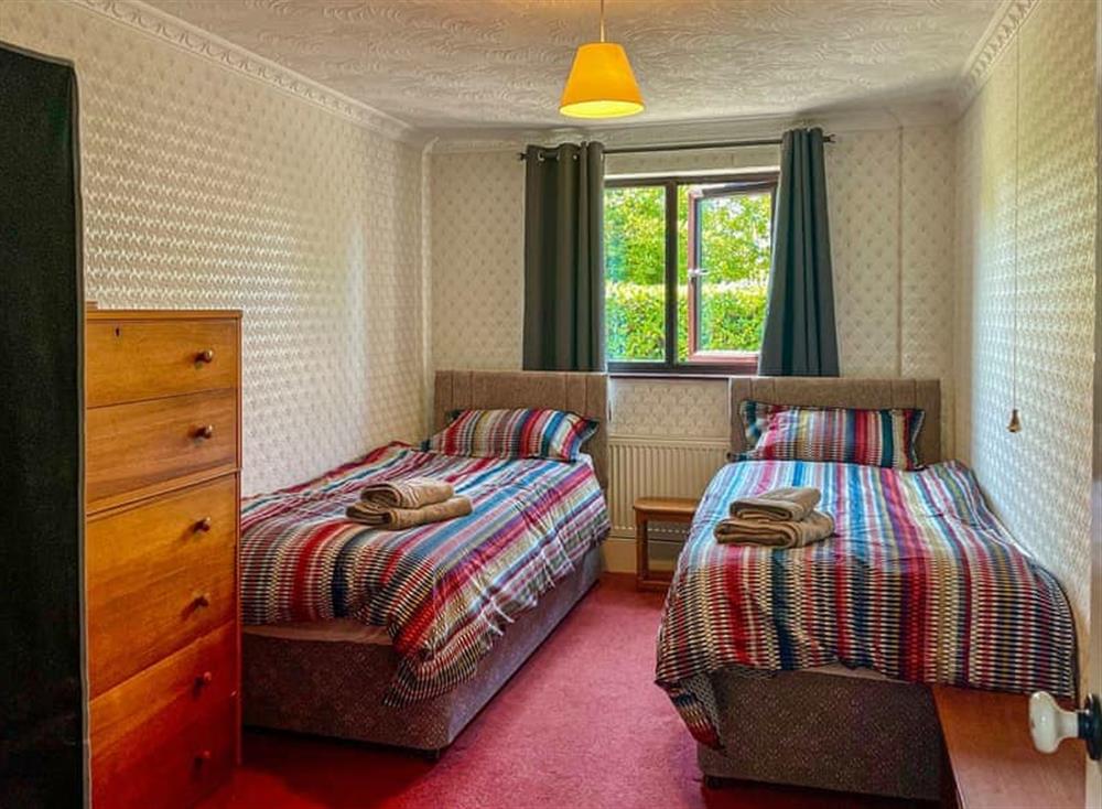 Twin bedroom at The Old Forge in Wells, Avon