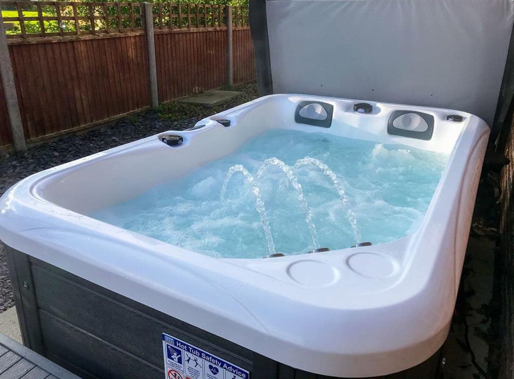 Hot tub at The Old Granary in Sloothby, near Alford, Lincolnshire