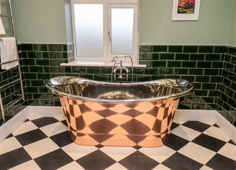 Bathroom at The Old Guard House, Goldsborough near Whitby