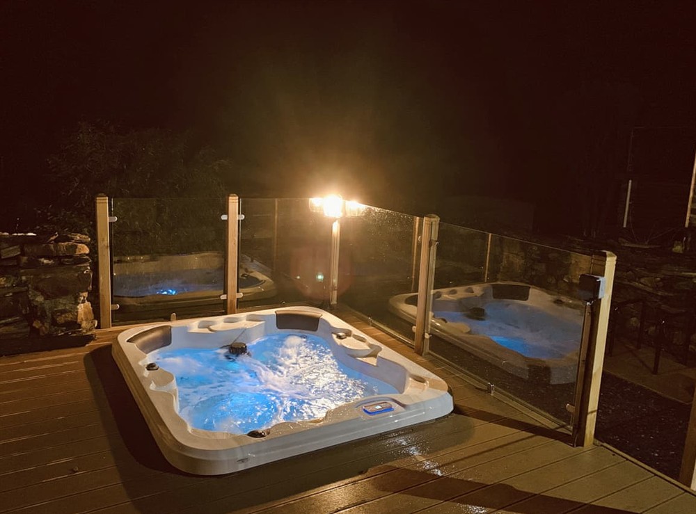 Hot tub at The Old Hayloft in Llan Ffestiniog, Gwynedd