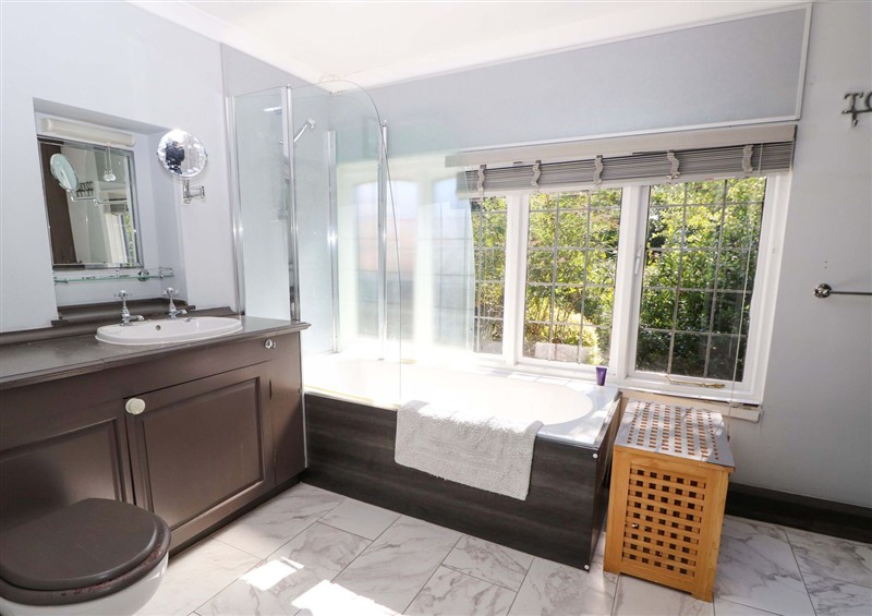 Bathroom at The Old House, Hamble