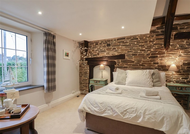 A bedroom in The Old Manor House (photo 3) at The Old Manor House, Lifton