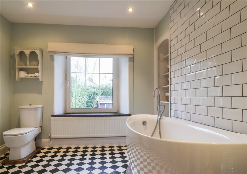 The bathroom at The Old Manor House, Lifton