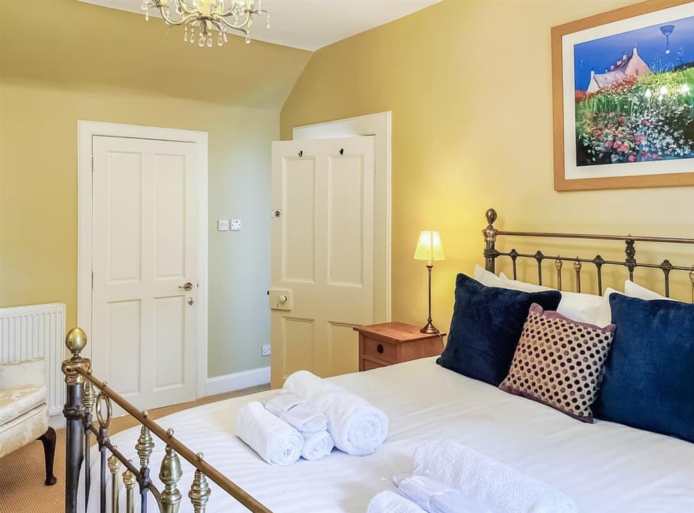Double bedroom (photo 3) at The Old Manse in Glenclova, near Kirriemuir, Angus
