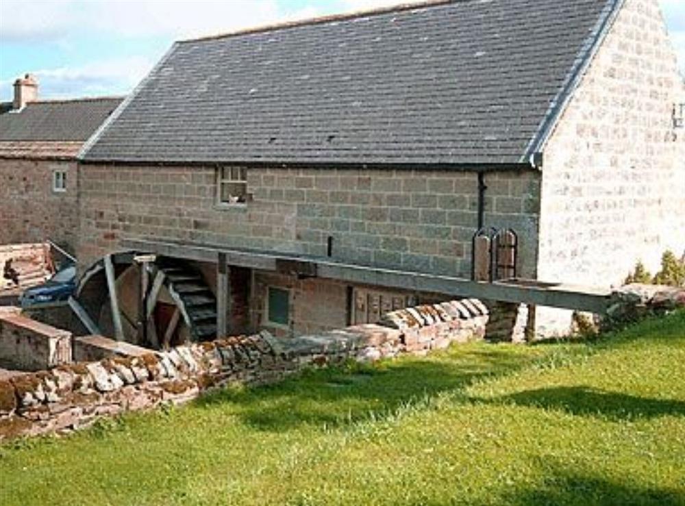 The Old Mill in East Newtown, Rothbury, Northumberland sleeps 4