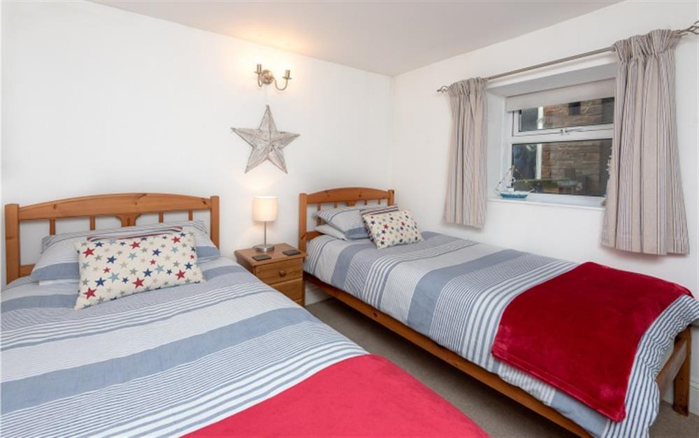 Twin bedroom  at The Old Post Office in Beesands