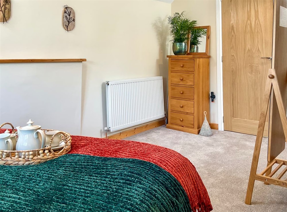 Double bedroom (photo 3) at The Old Posthouse Barn in Axbridge, near Weare, Somerset