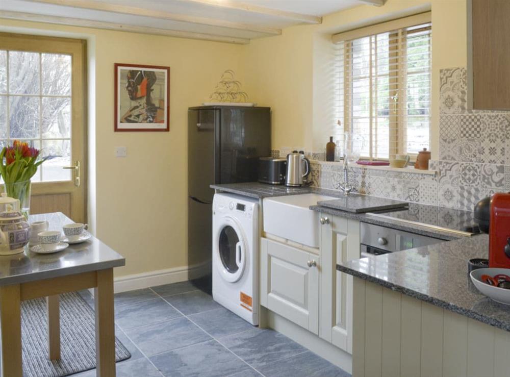 Fully appointed kitchen at The Old Sawmill @ Sunnyside in Trevelmond, near Liskeard, Cornwall