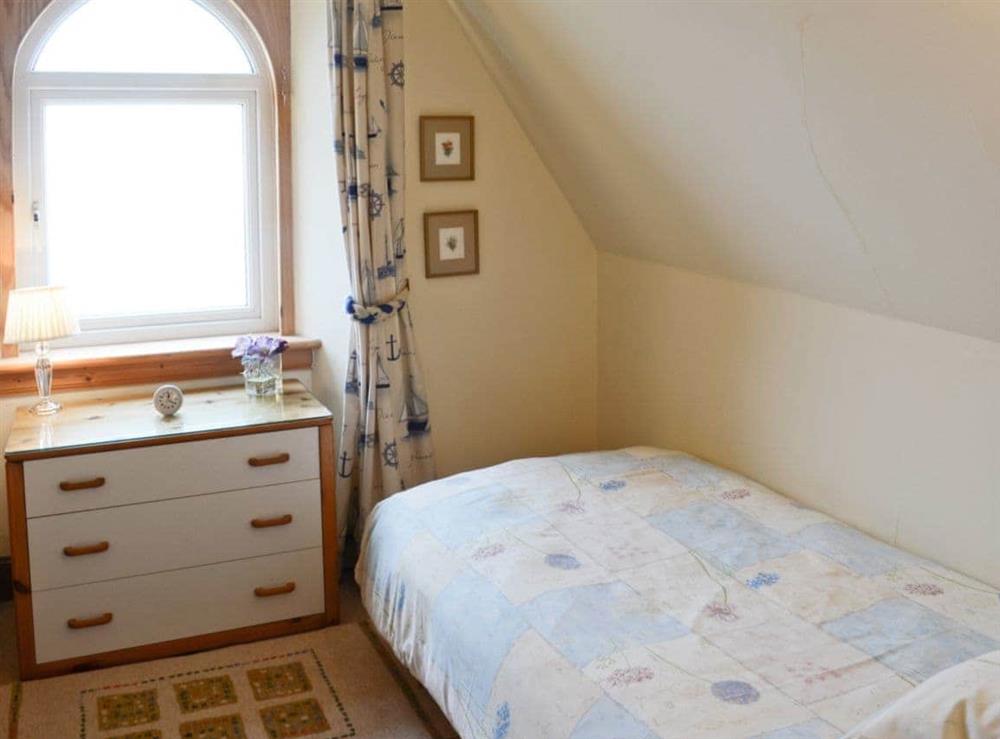 Single bedroom at The Old School House in Lonbain, by Applecross, Wester Ross., Ross-Shire