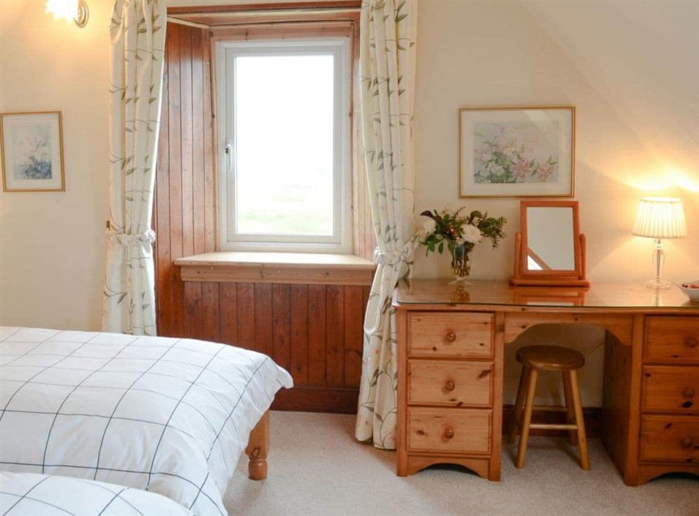 Twin bedroom at The Old School House in Lonbain, by Applecross, Wester Ross., Ross-Shire
