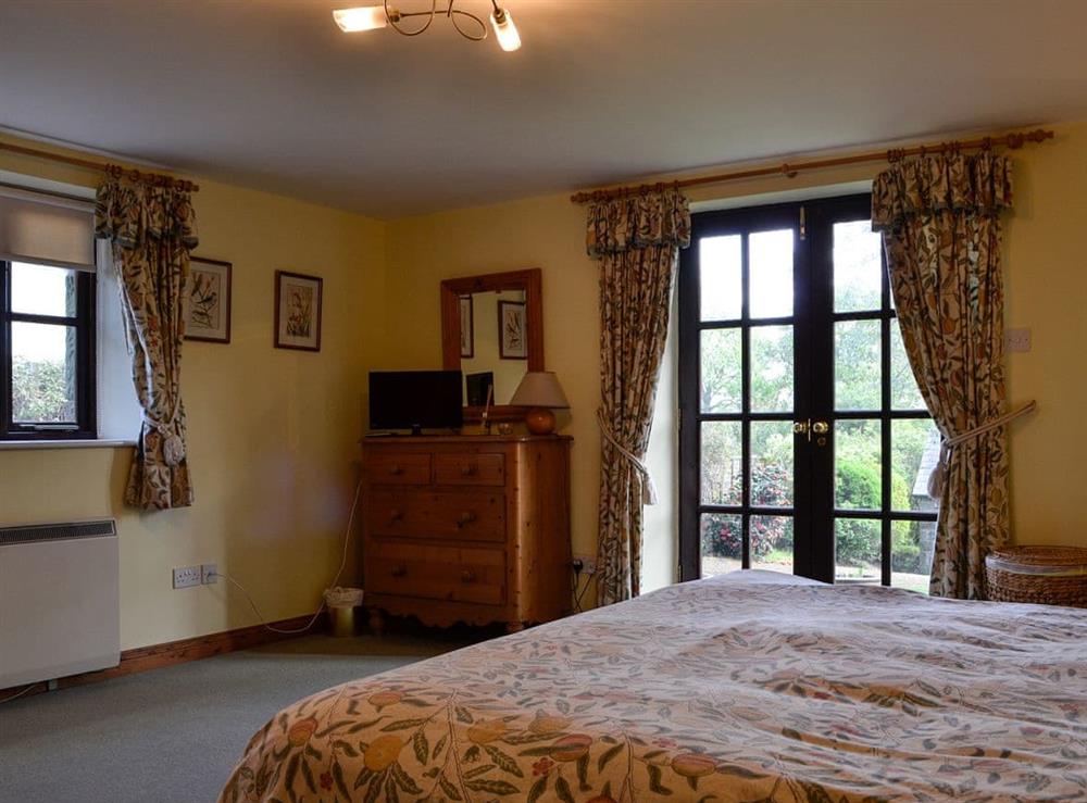 Double bedroom (photo 2) at The Old School Penallt in Penallt, near Monmouth, Gwent