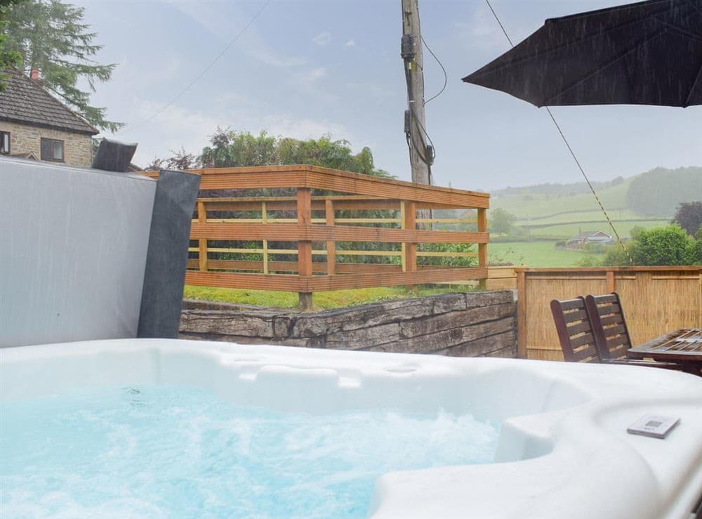 Hot tub at The Old Smithy in Llangunllo, Powys