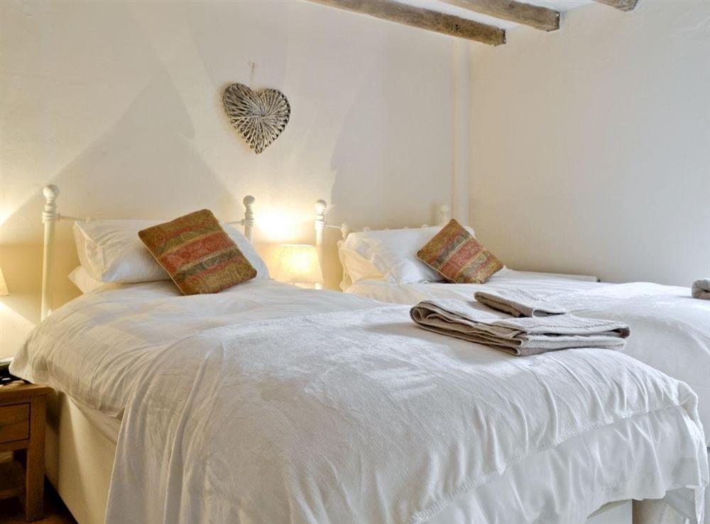 Twin bedroom at The Old Sweet Shop in Hook Norton, near Chipping Norton, Oxfordshire