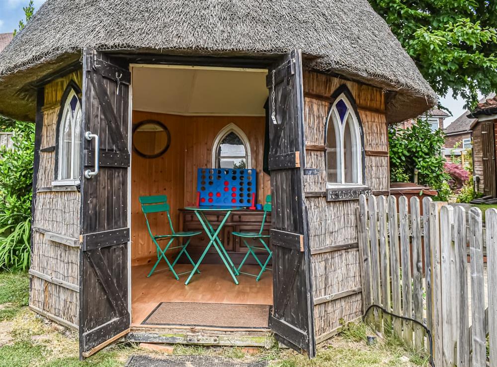 Summerhouse at The Old Thatch in Hailsham, East Sussex