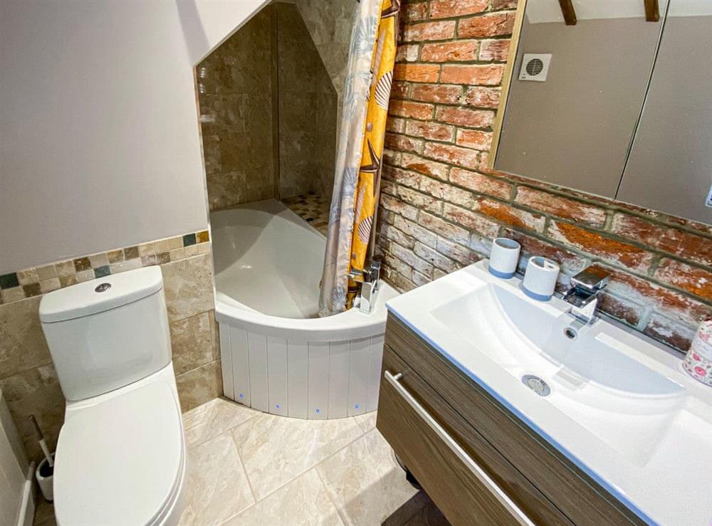 Bathroom at The Old Thatched Cottage in St Michaels, near Tenterden, Kent