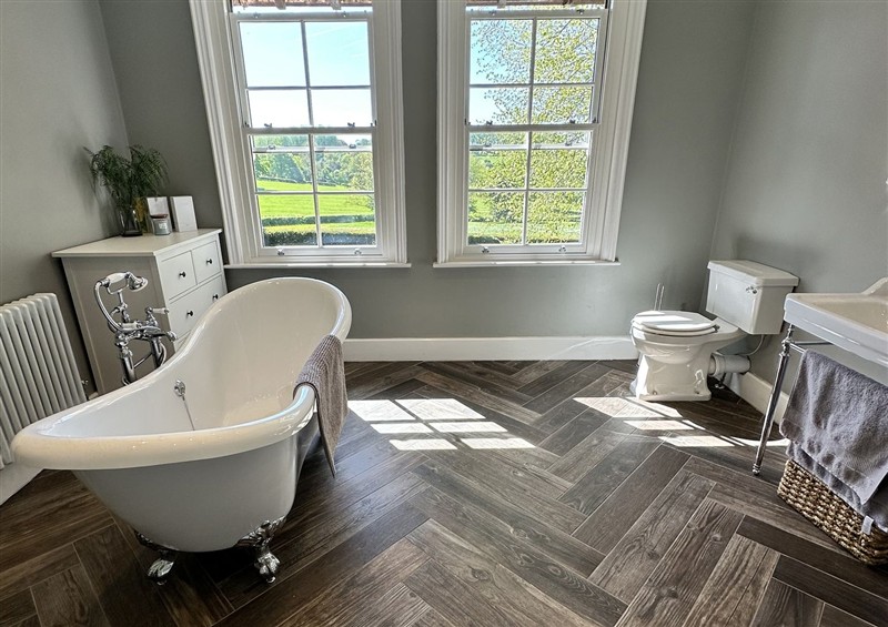 Bathroom (photo 2) at The Old Vicarage, Kimbolton near Leominster