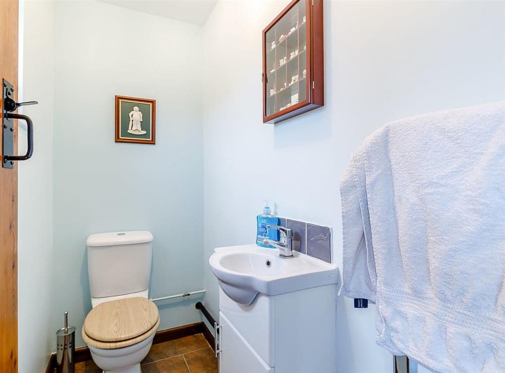 En-suite at The Old Vicarage in Stowe-by-Chartley, near Stafford, Staffordshire