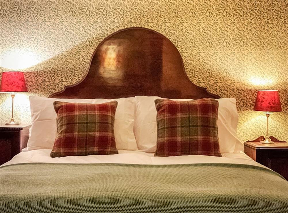 Double bedroom at The Old Wing in Dumbarton, Dumbartonshire