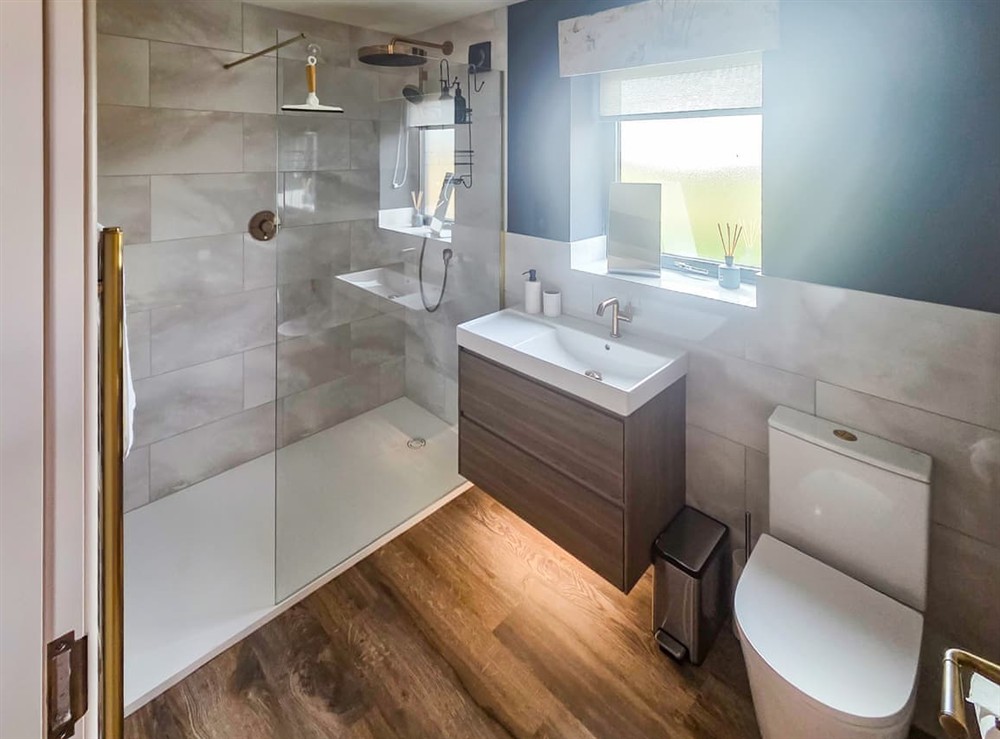 Bathroom (photo 2) at The Old Woodshed in Congerstone, Leicestershire