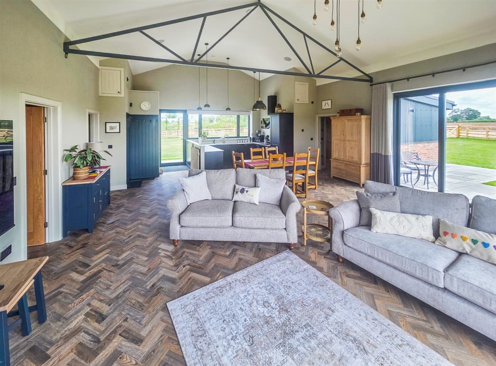 Open plan living space (photo 3) at The Old Woodshed in Congerstone, Leicestershire