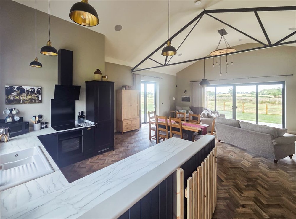 Open plan living space (photo 4) at The Old Woodshed in Congerstone, Leicestershire