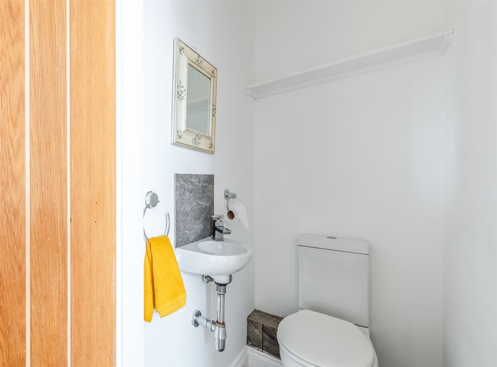 Bathroom at The Orchard in Harbertonford, Devon
