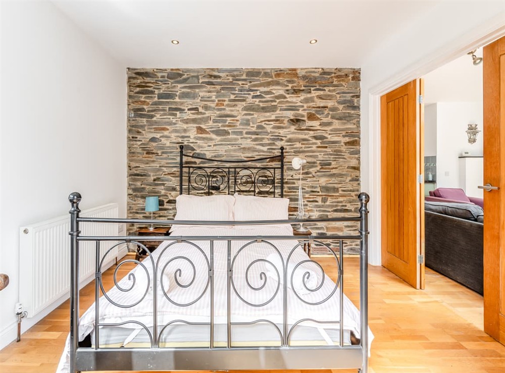 Double bedroom (photo 3) at The Orchard in Harbertonford, Devon