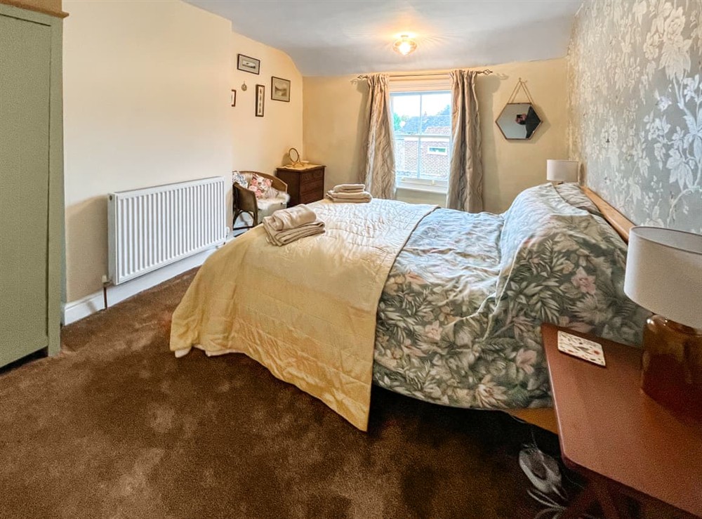 Double bedroom (photo 5) at The Painters Cottage in Heckington, Lincolnshire