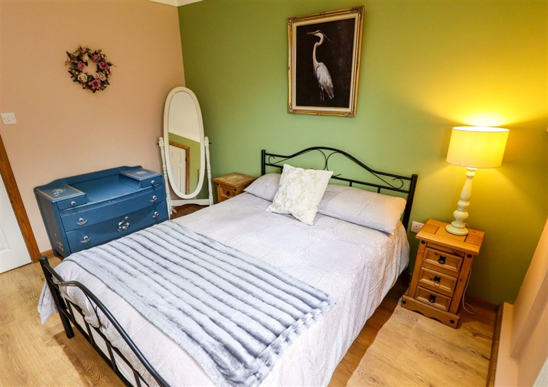 This is a bedroom (photo 2) at The Paw Barn, Scrane End near Boston