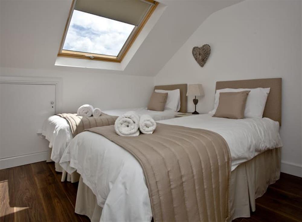 Twin bedroom at The Penthouse in Sunnymead, Exmouth