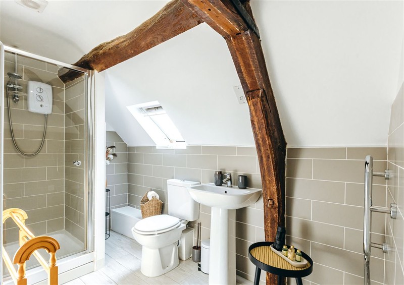 The bathroom at The Pheasant Apartment, Neenton