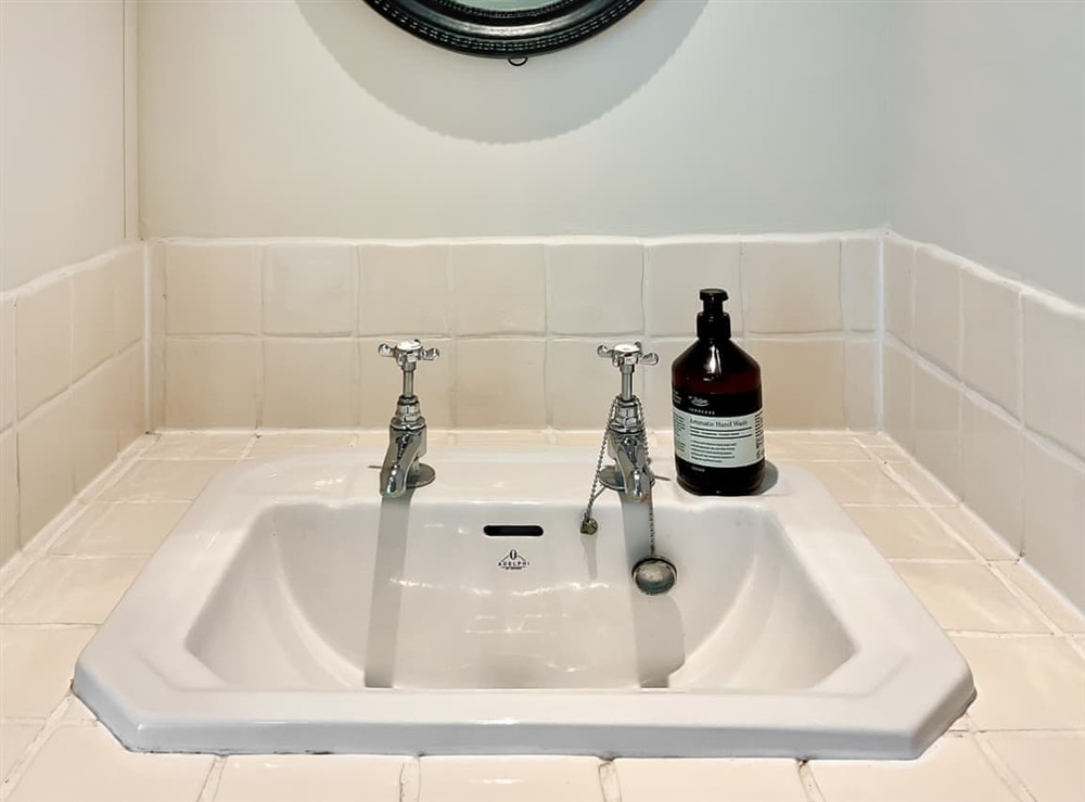 Bathroom (photo 3) at The Piggary in Cadnam, near Brockenhurst, Hampshire