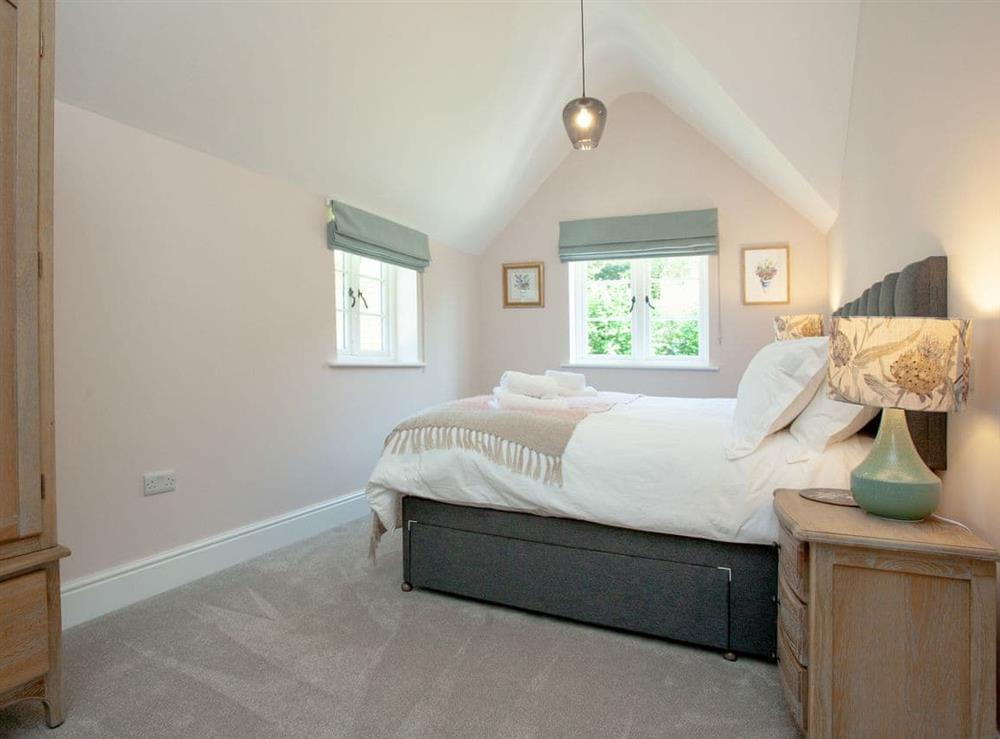 Double bedroom (photo 4) at The Pink House in Branscombe, Cornwall