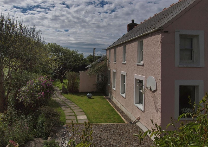 The setting at The Pink House, Nine Wells near Solva
