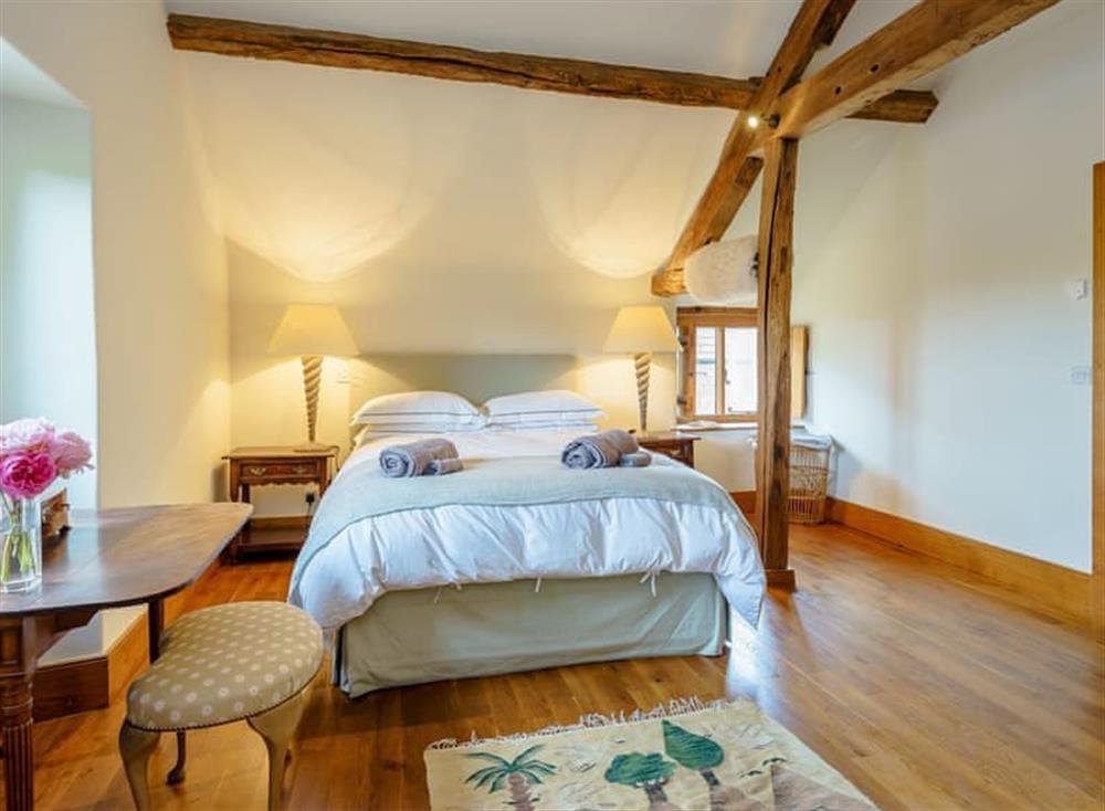 Relaxing double bedroom at The Poultiggery in Ross on Wye, England