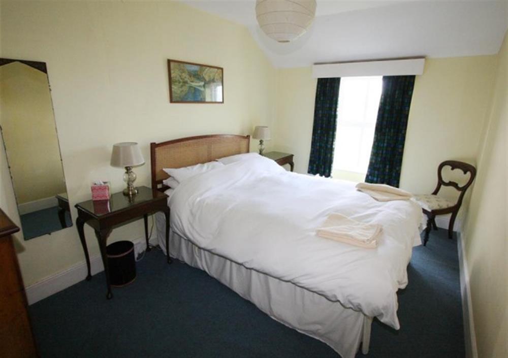 First floor kingsize bedroom  at The Quillet in St Just In Penwith