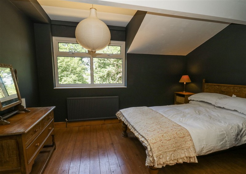 A bedroom in The Retreat at Glanrannell Park House (photo 6) at The Retreat at Glanrannell Park House, Llansawel