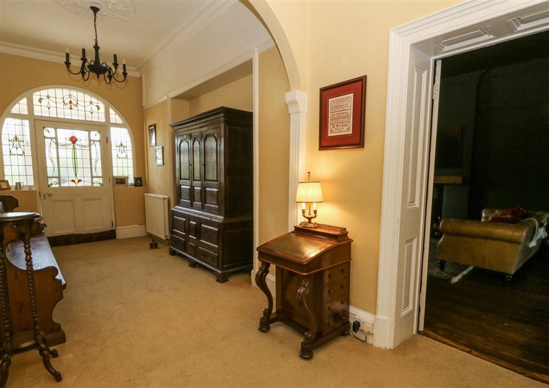 Inside at The Retreat at Glanrannell Park House, Llansawel