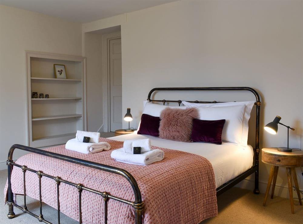 Double bedroom (photo 3) at The Retreat in Burton Bradstock, near Bridport, England