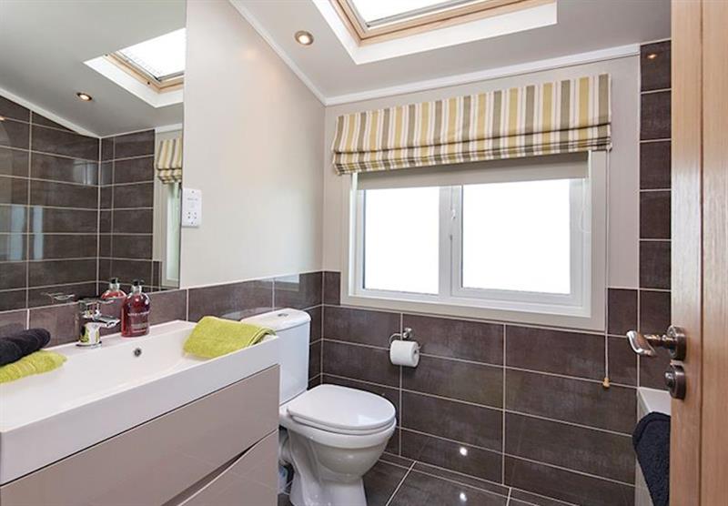 Bathroom in the Elm Lodge at The Retreat in South Molton, nr Barnstable