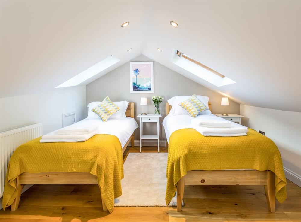 Twin bedroom at The Retreat in Torquay, Devon