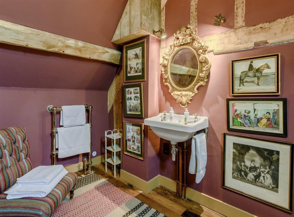 En-suite (photo 5) at The Riding House in Wimborne St Giles, near Ringwood, Dorset