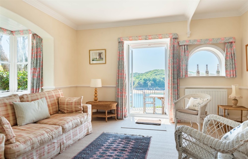 The living area (photo 4) at The Ridings in Salcombe