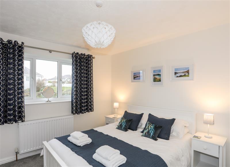 A bedroom in The Rise at The Rise, Trearddur Bay