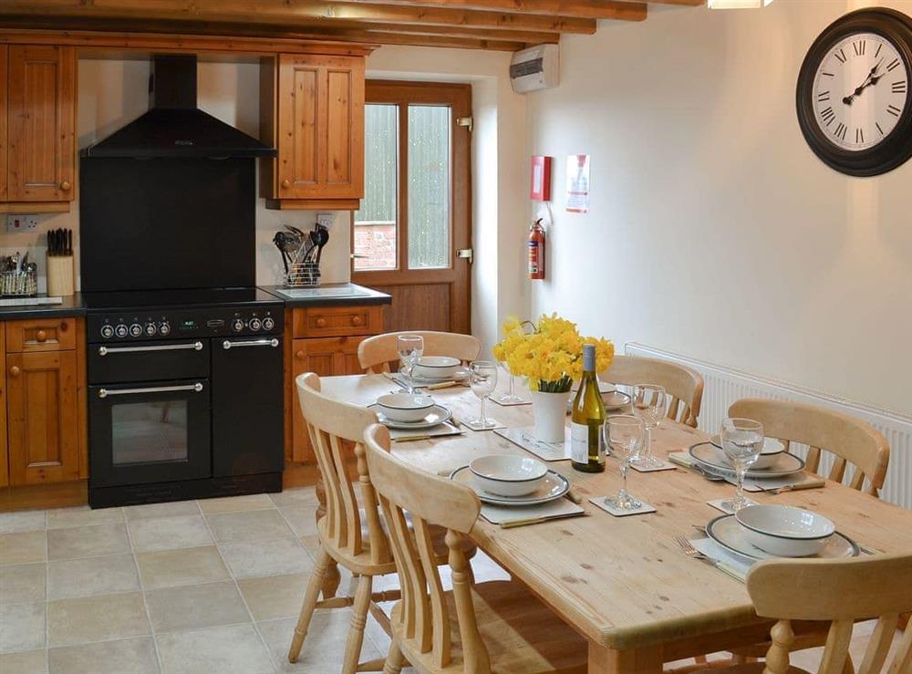 Charming kitchen/ dining room at The Round House in Pyworthy, near Holsworthy, Devon