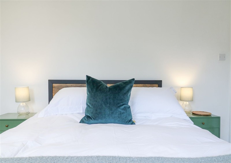 Bedroom (photo 3) at The Round House, Wardington near Chacombe