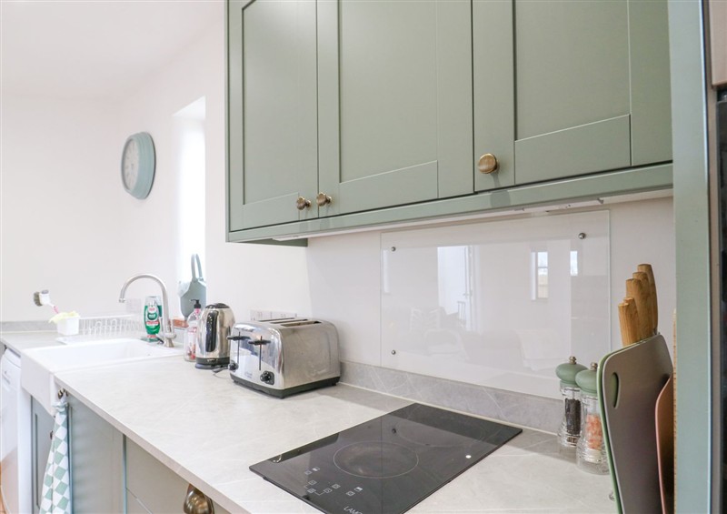 The kitchen (photo 3) at The Round House, Wardington near Chacombe