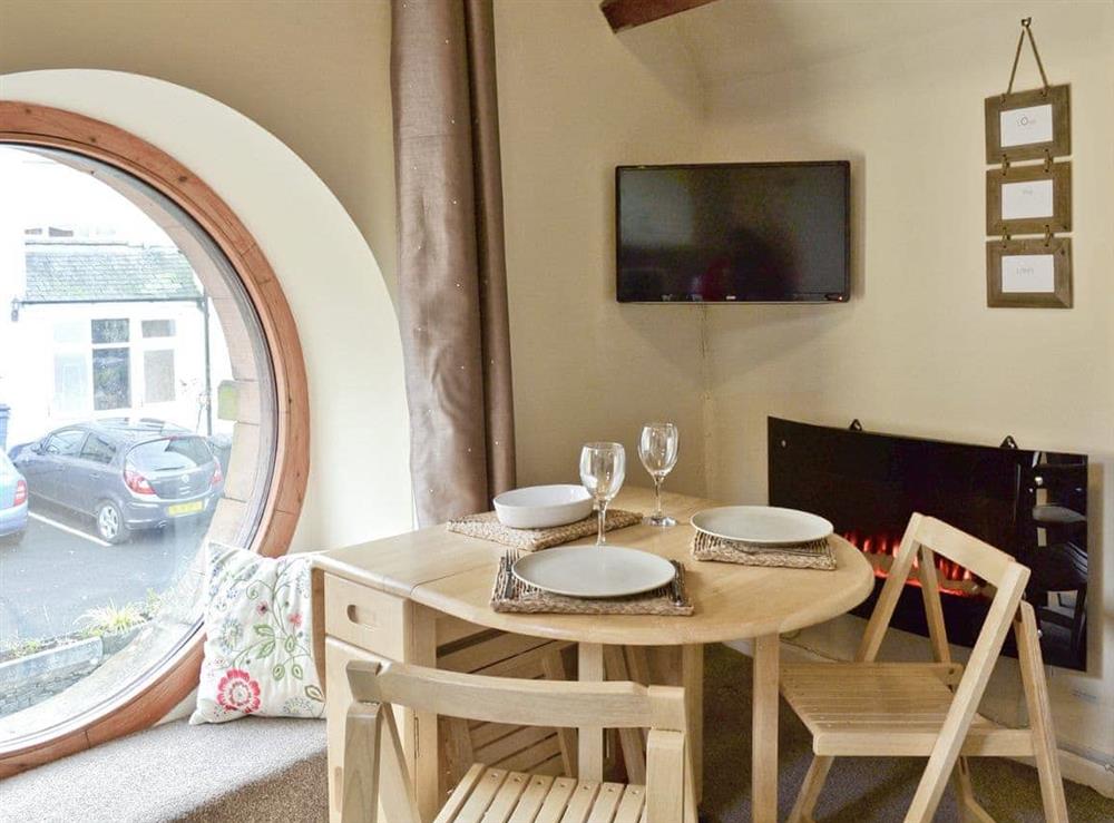 Open plan living/dining room/kitchen (photo 4) at The Round Window in Windermere, Cumbria
